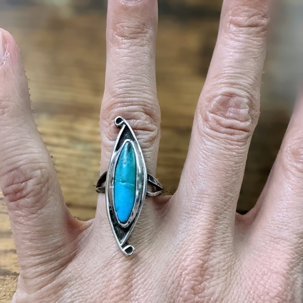 5.5 Vintage Oblong Turquoise Sterling Silver Ring
